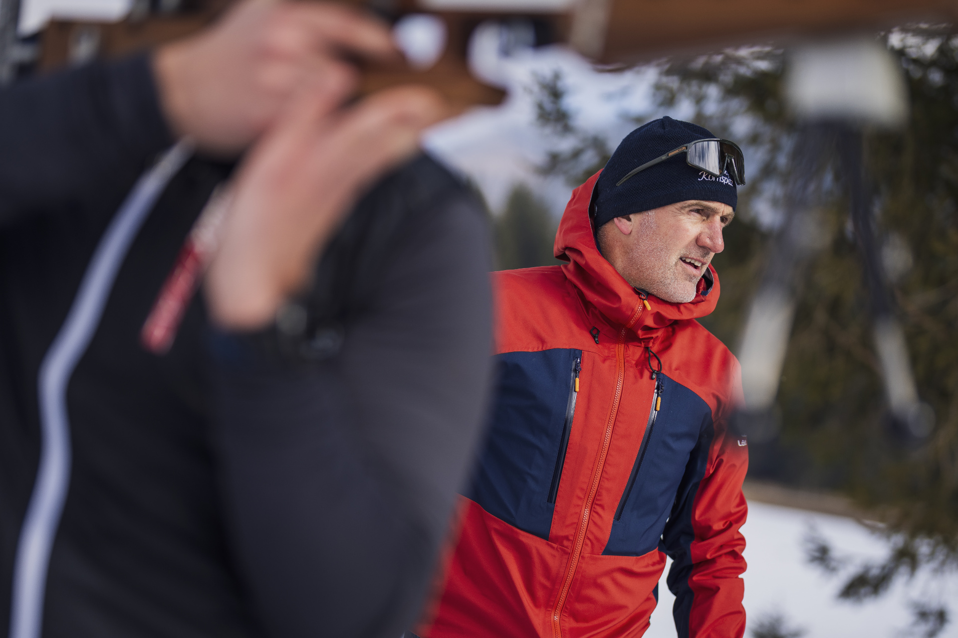 Biathlon Schießstand in  Winterlandschaft.